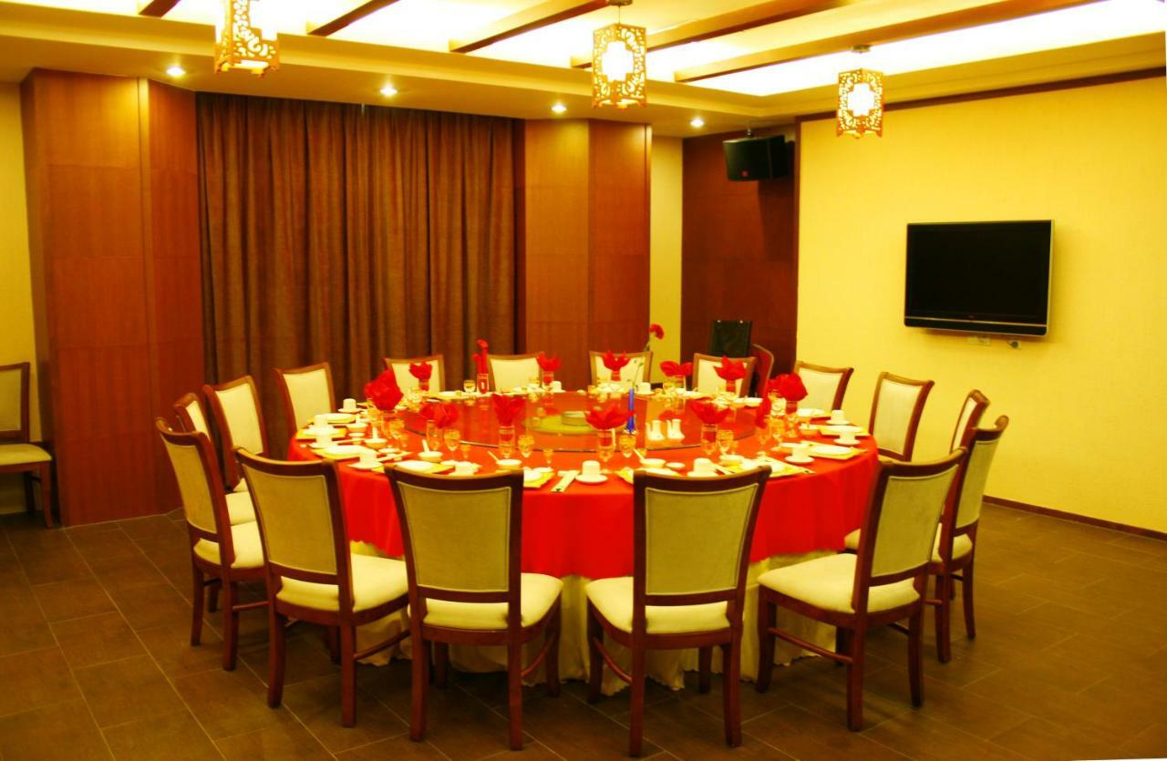 Rongjin Haiyue Hotel Sanya Luaran gambar